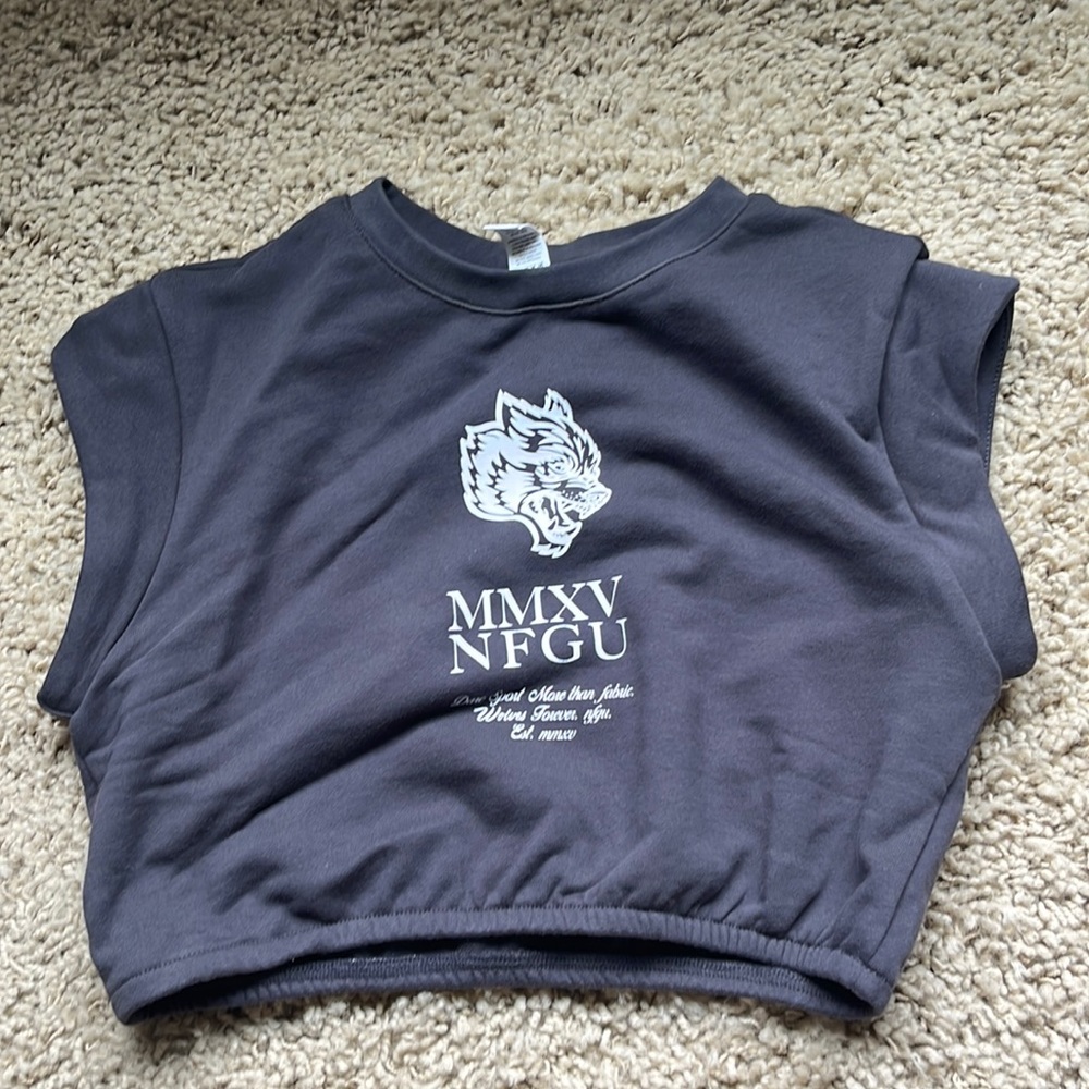 Darc Sport Gray Crop Top